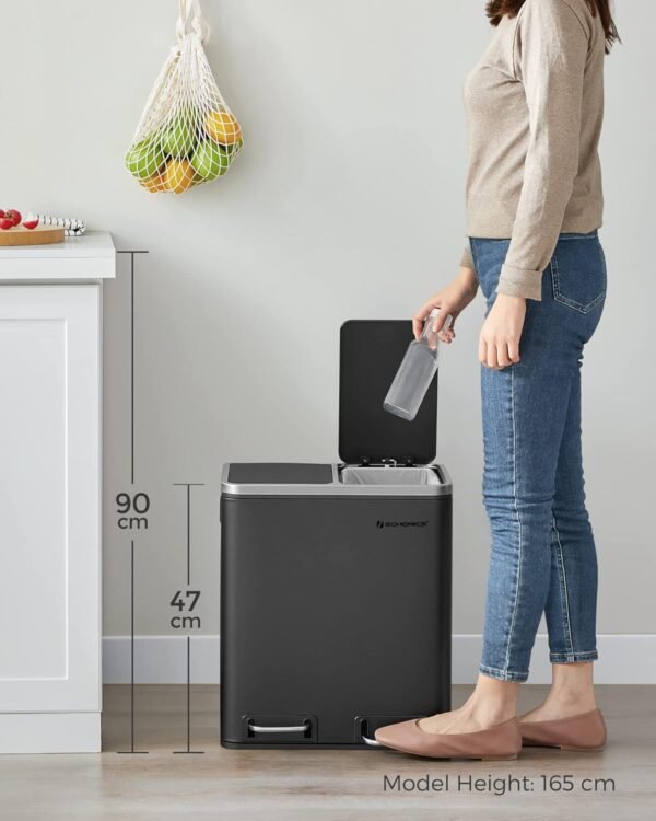 Dviguba rūšiavimo šiukšliadėžė 2 × 15 l su pedalais, 30 l, juoda – SONGMICS